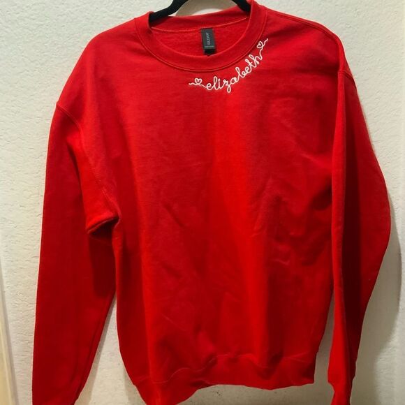 Elizabeth red Sweatshirt Design Around the Neck Embroidered  Elizabeth size M - Picture 2 of 6